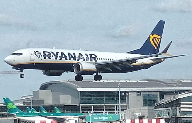 Ryanair 737 MAX 3 April 2022