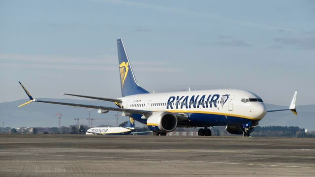 EI-HMX Boeing 737-8200 Delivered to Ryanair