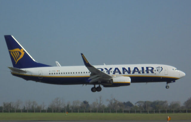 Ryanair 737-800 download