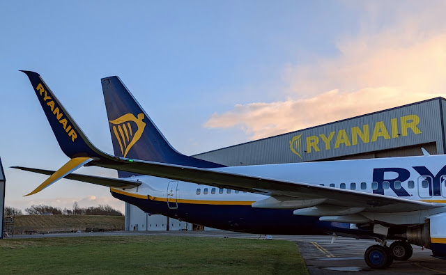 Ryanair B737NG offical image