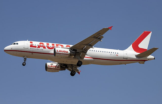 OE-LOQ_Airbus_A320-200_Laudamotion_PMI_2019-07-02_(16a)