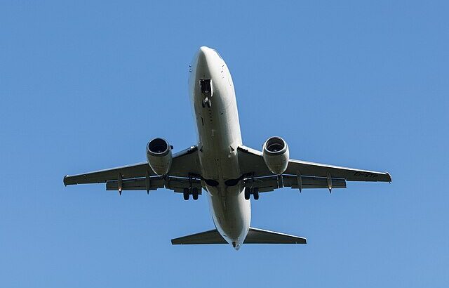 Total Linhas Aéreas leases former ASL Airlines Ireland Boeing 737 classic